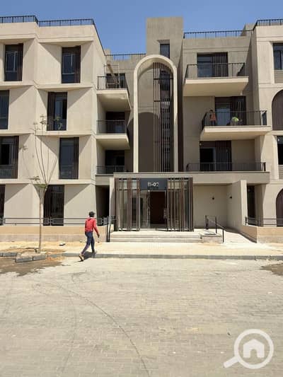 3 Bedroom Flat for Sale in Sheikh Zayed, Giza - IMG-20250721-WA0498. jpg