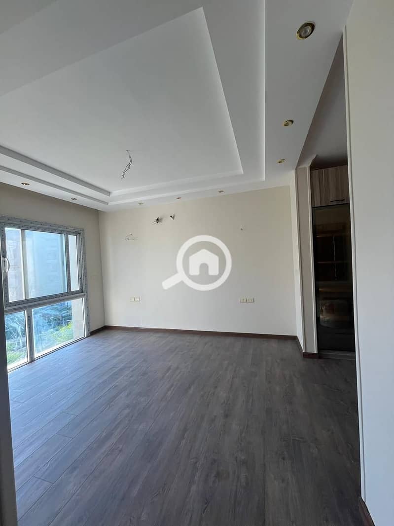 4 WhatsApp Image 2025-11-12 at 7.24. 31 PM (1). jpeg