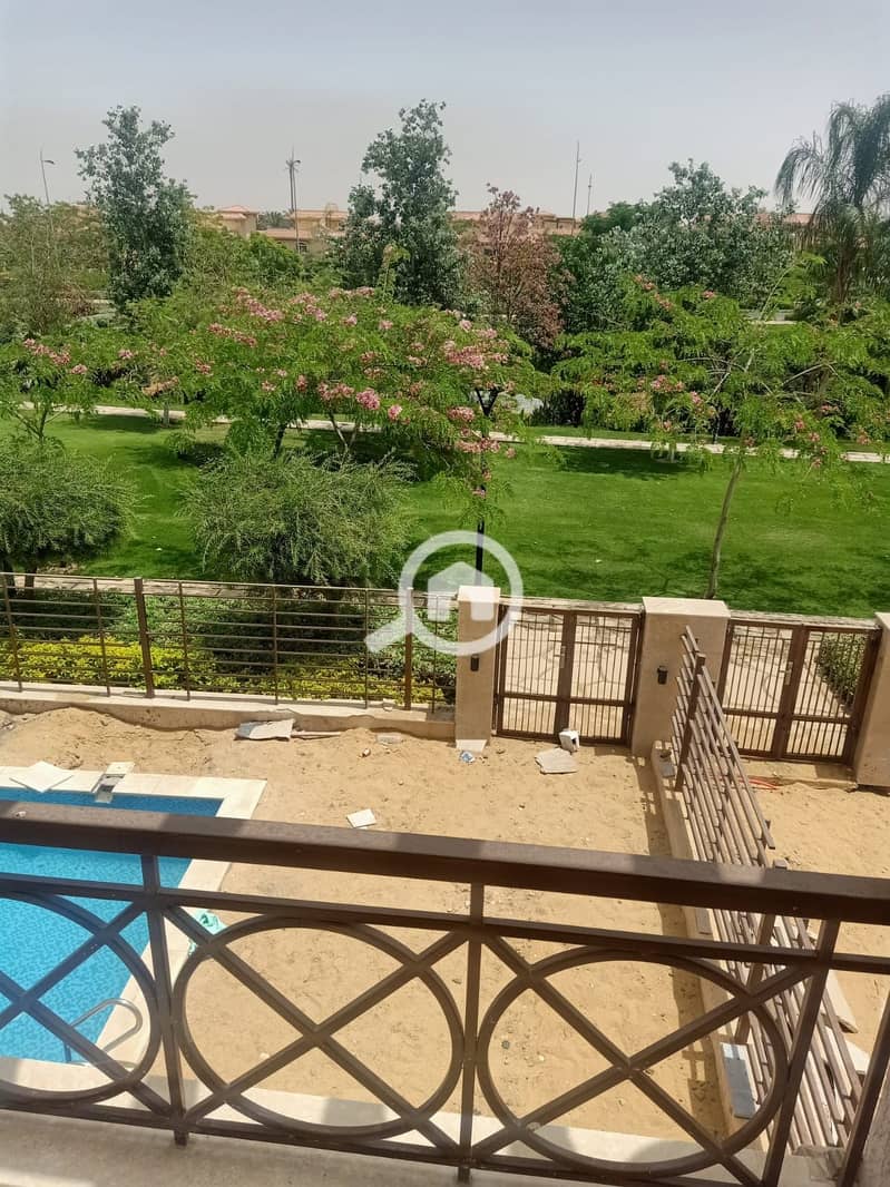 8 71d7287f-76f6-48d0-a6c6-4d8f20c97b90. jpeg