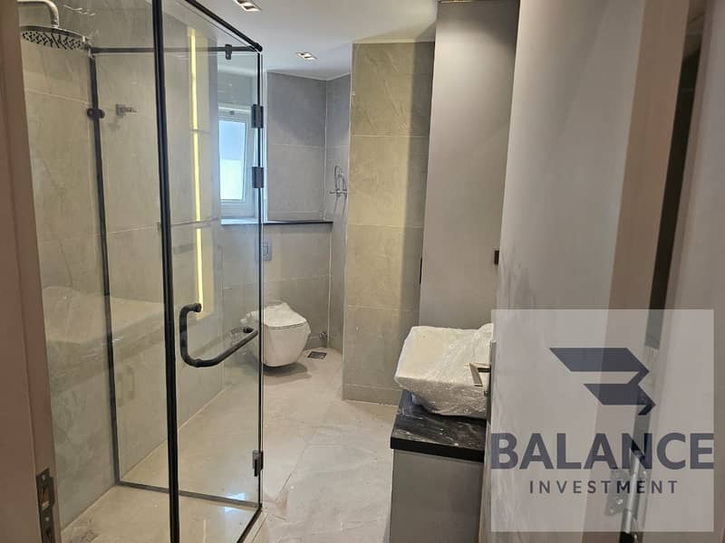 4 WhatsApp Image 2025-11-15 at 04.10. 43 (1). jpeg