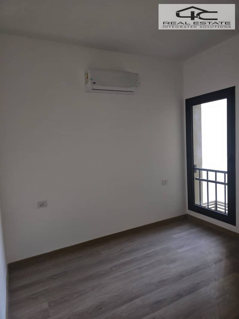 3 WhatsApp Image 2025-10-23 at 03.33. 56. jpeg