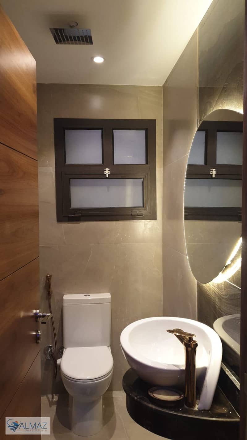 15 WhatsApp Image 2025-11-15 at 12.44. 06 PM (1). jpeg