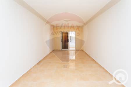 3 Bedroom Flat for Sale in Sidi Gaber, Alexandria - 1. jpg