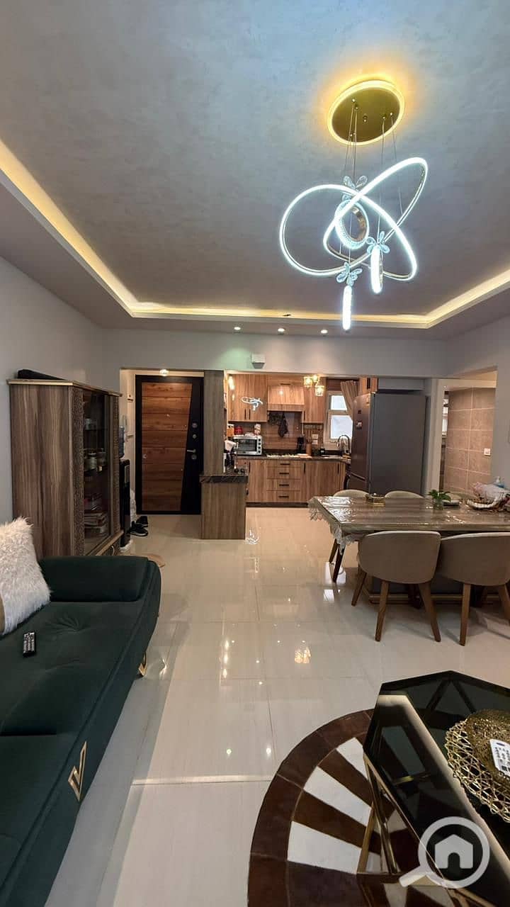 8 87cc411d-fe93-4bc4-b7eb-24e06e7ea36e. jpg