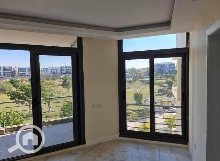 6 12c760bb-a82e-43c5-b7b7-7b5ca3a63aed. jpg