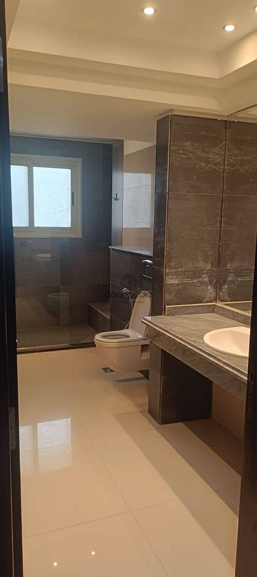 10 WhatsApp Image 2025-09-24 at 4.12. 36 PM. jpeg