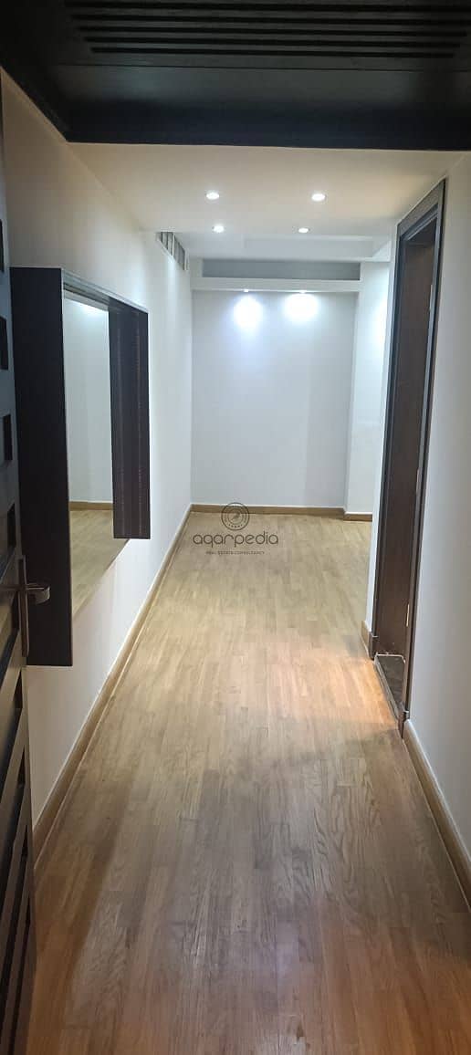 11 WhatsApp Image 2025-09-24 at 4.12. 43 PM (1). jpeg