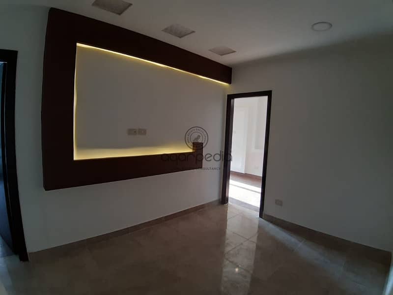 11 WhatsApp Image 2025-09-24 at 4.19. 30 PM. jpeg