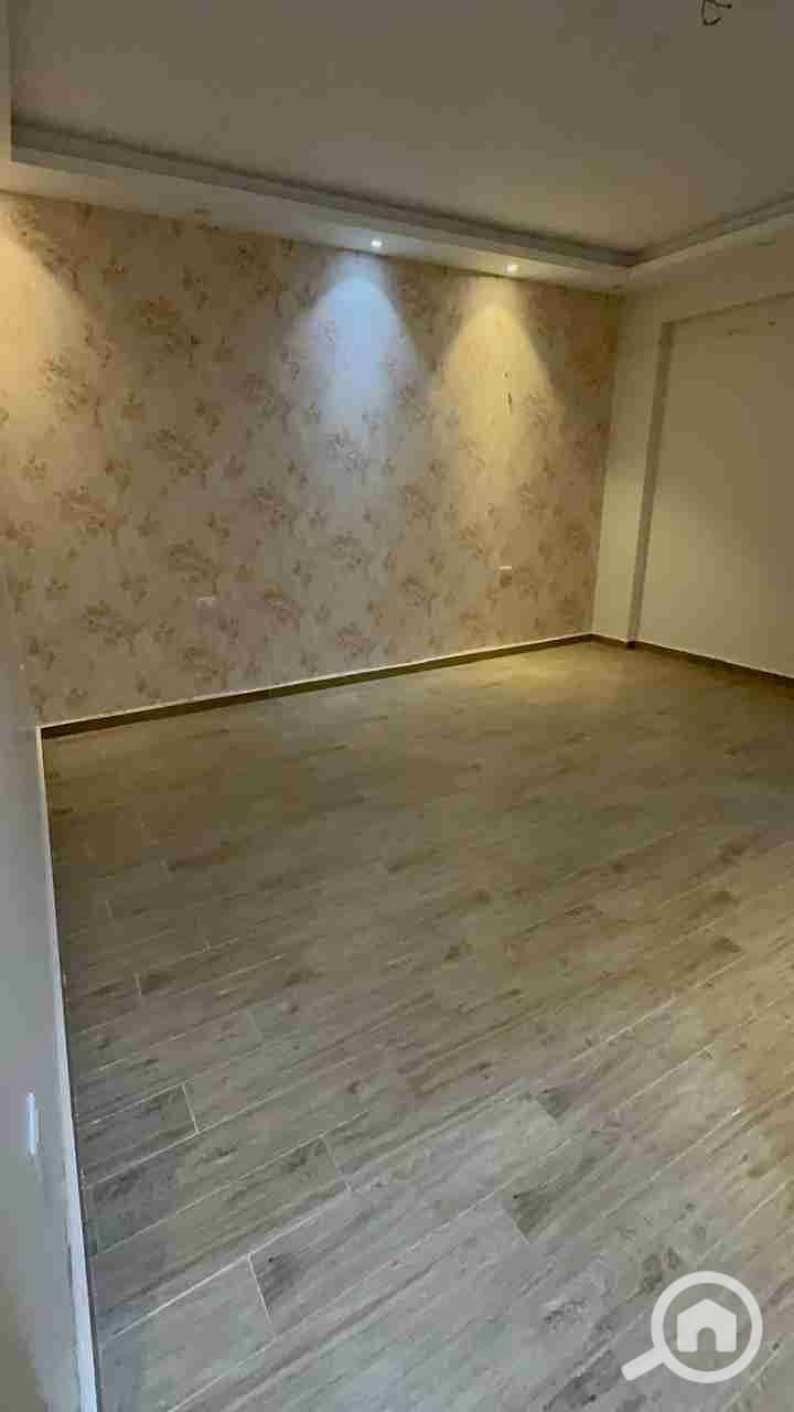 1000005757. jpg 1000005757. jpg