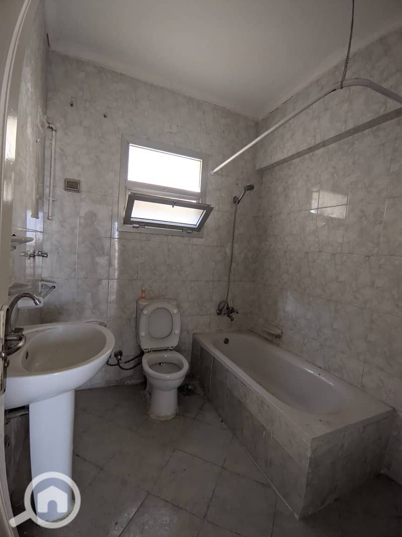 10 582216611_870603829292524_4762921985201161910_n. jpg