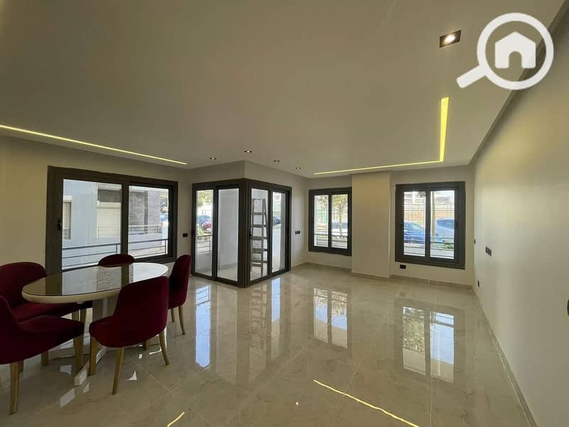 3 9e1ebb75-7251-4f2c-8de8-8908fa8c0cbd. jpg