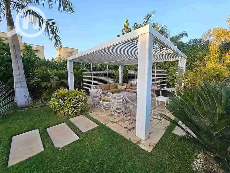 1000415474. jpg 1000415474. jpg