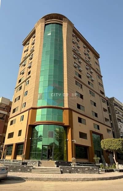 مکتب  للايجار في المعادي، القاهرة - 1. jpg