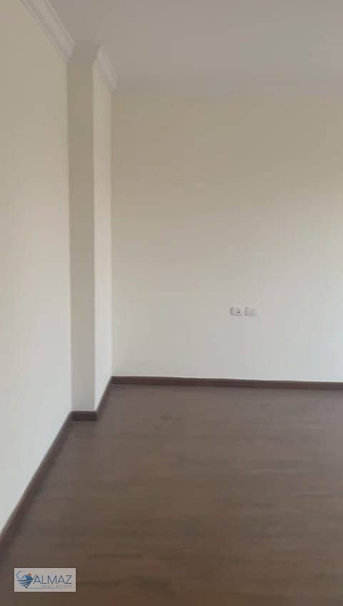 4 WhatsApp Image 2025-11-15 at 3.14. 11 PM. jpeg