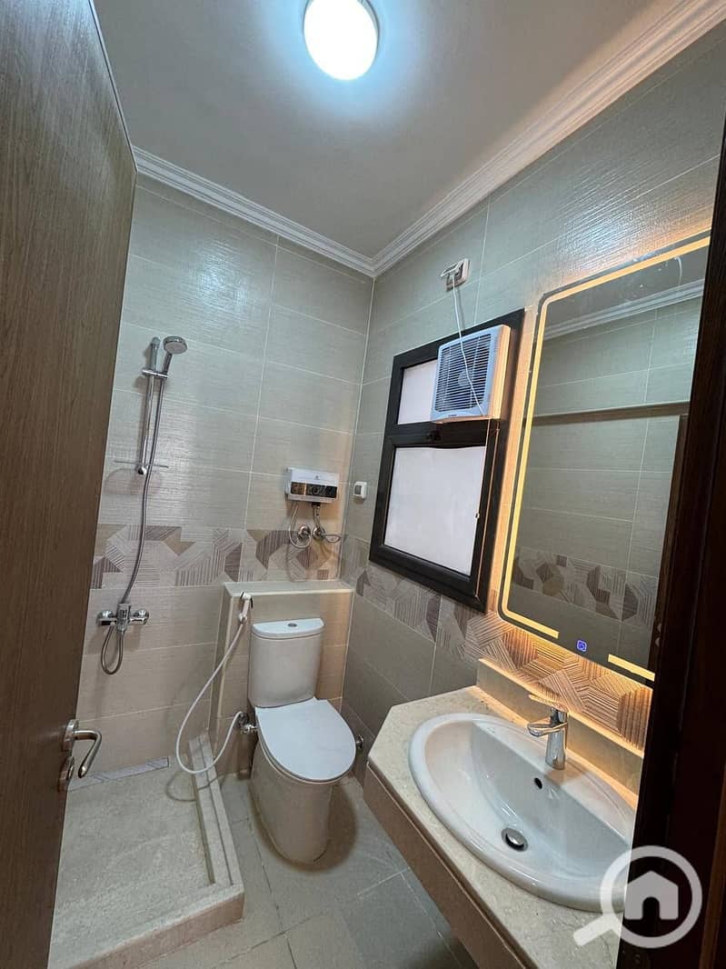 7 581221691_1552780605799249_6460719982030482928_n. jpg