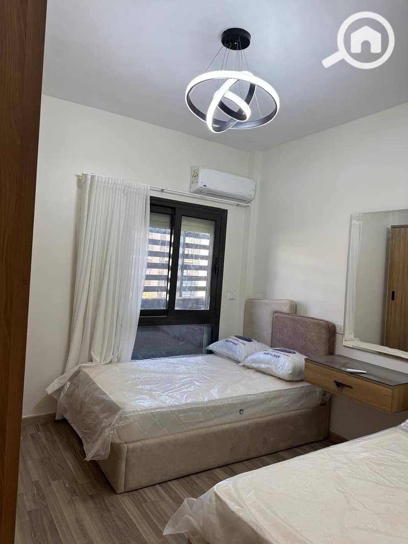 8 583261101_1552780385799271_8636939000599414535_n. jpg