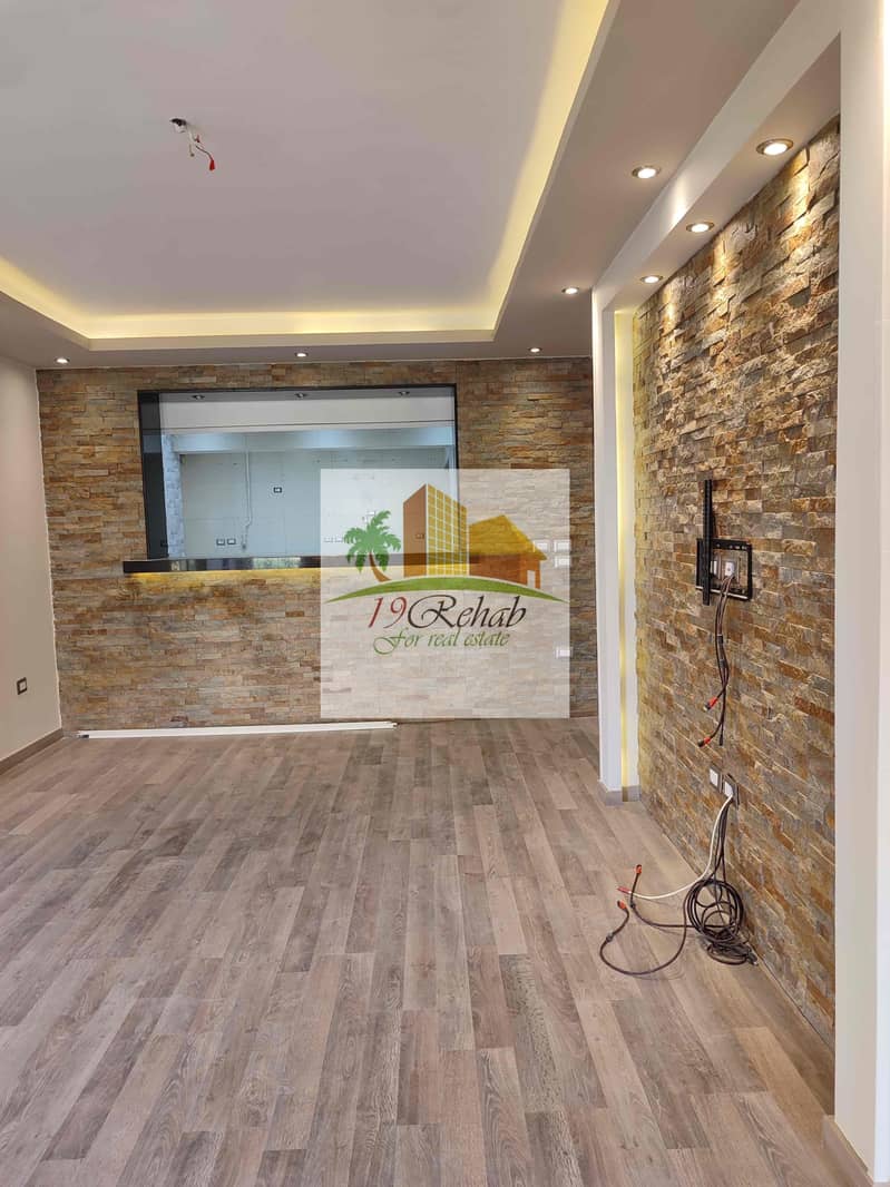 13 e9f25392-cde3-4676-816a-da3ff0770444. jpg