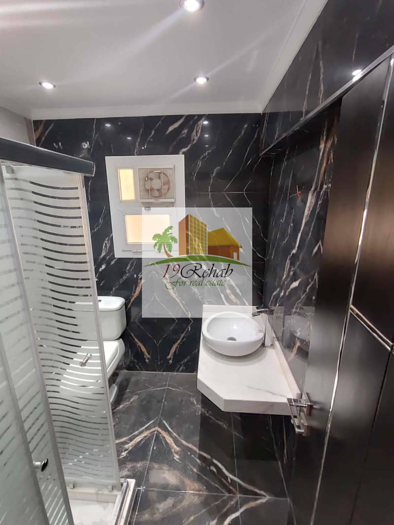 22 b5214d85-be4f-4d4d-a4f2-e25e2be02a31. jpg