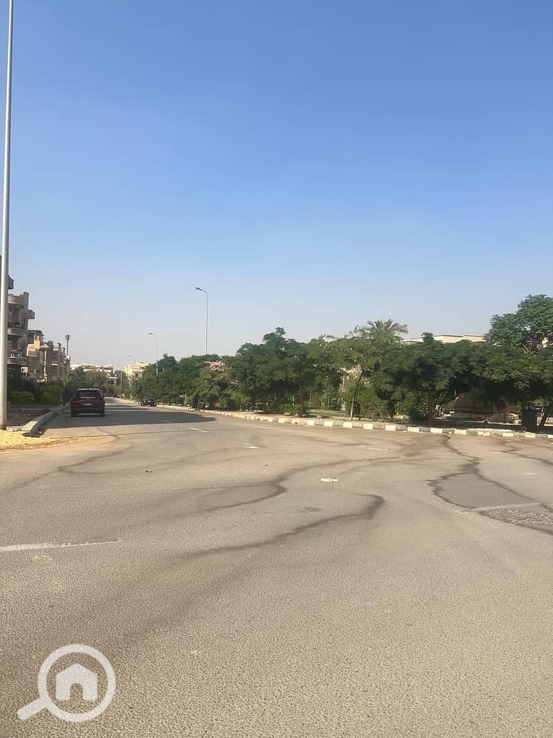 8 bee689de-6756-4c33-8304-ec4c6a0737bc. jpeg