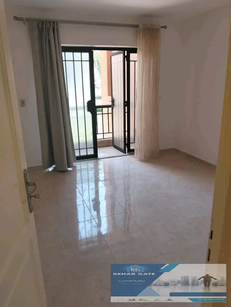 8 06dd980b-a2a7-4a97-867a-7faa5d1a34b9. jpg