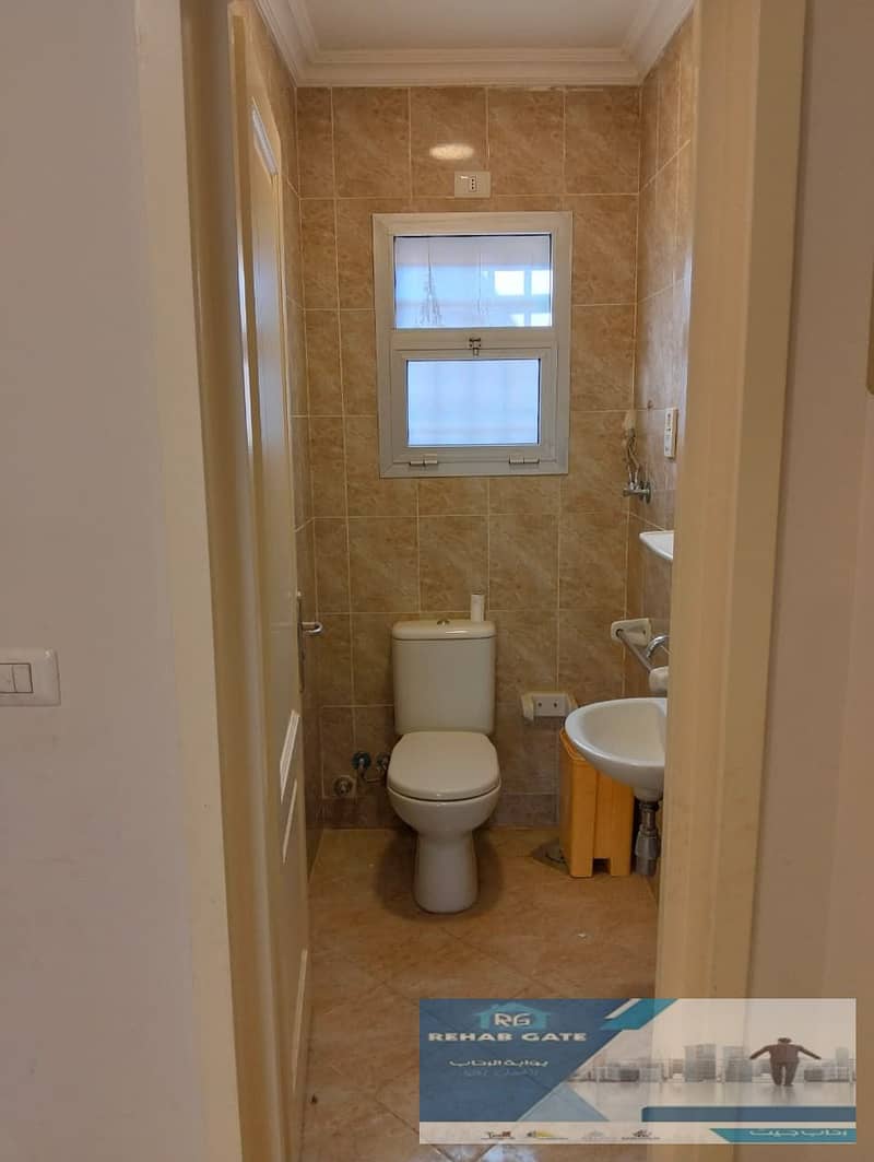 27 ab89acb6-3d74-49a2-ba18-03cf700d0dec. jpg