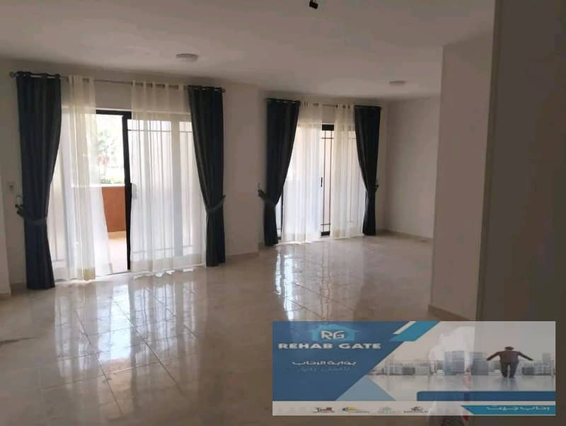 32 c93c23f2-899a-433c-8dd1-d66161aed32f. jpg