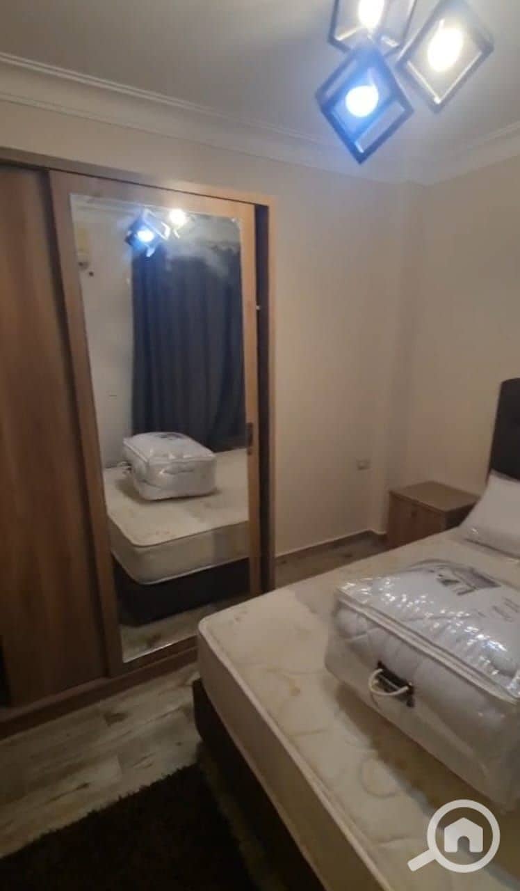 11 fe43ee00-ee36-42b0-bf54-815ec907554e. jpg