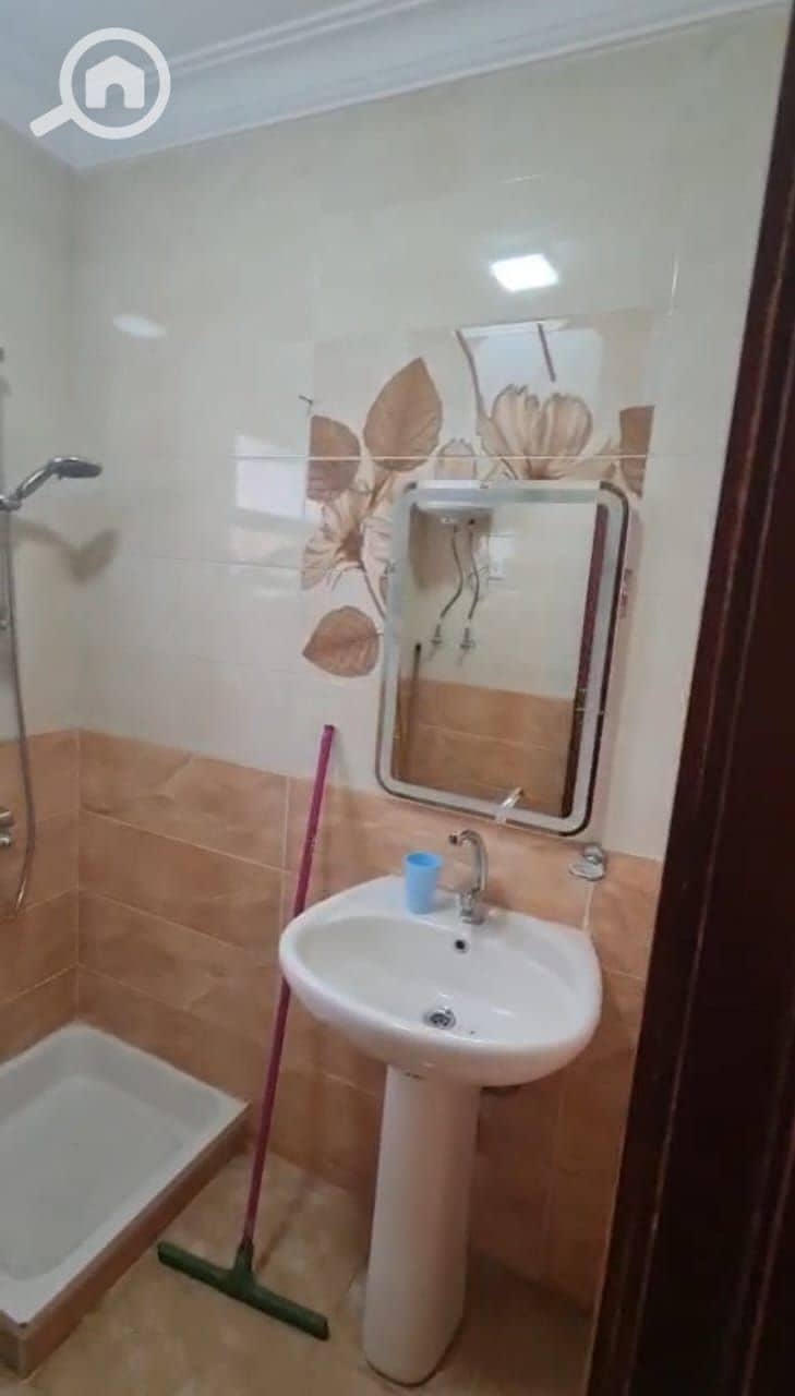 14 cd6f8eb2-dadf-448a-a62f-4dca696f6042. jpg