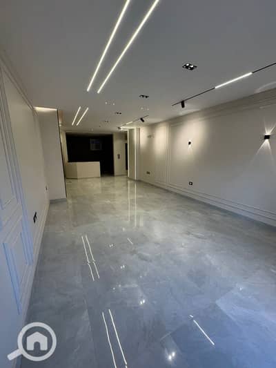 فلیٹ 3 غرف نوم للبيع في الشيخ زايد، الجيزة - IMG-20251115-WA0019. jpg