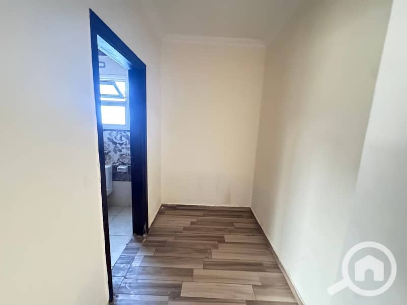 8 fff6ecaa-5b91-4060-9b2d-2870ef9d6920. jpg