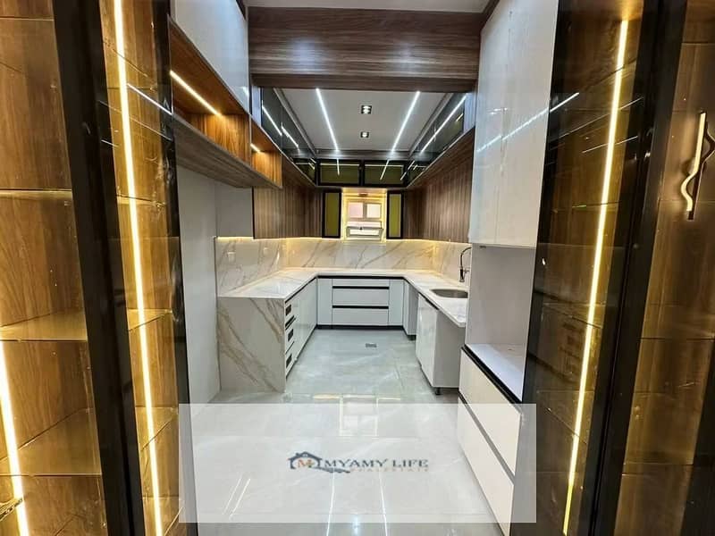 11 WhatsApp Image 2025-11-15 at 2.02. 51 PM (1). jpeg