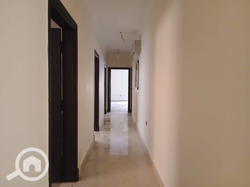 5 WhatsApp Image 2025-04-12 at 15.39. 34_c3ebad82. jpg