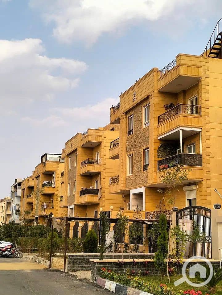 10 b7e129fb-ecac-4876-b96d-de9bbc4c22e8. jpg