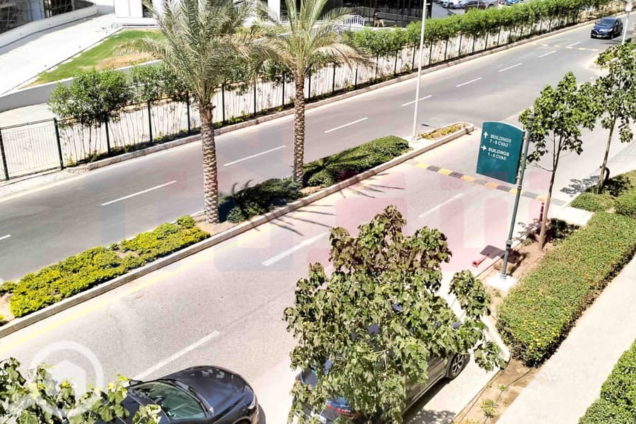 5 WhatsApp Image 2025-11-08 at 7.24. 33 PM (1). jpg