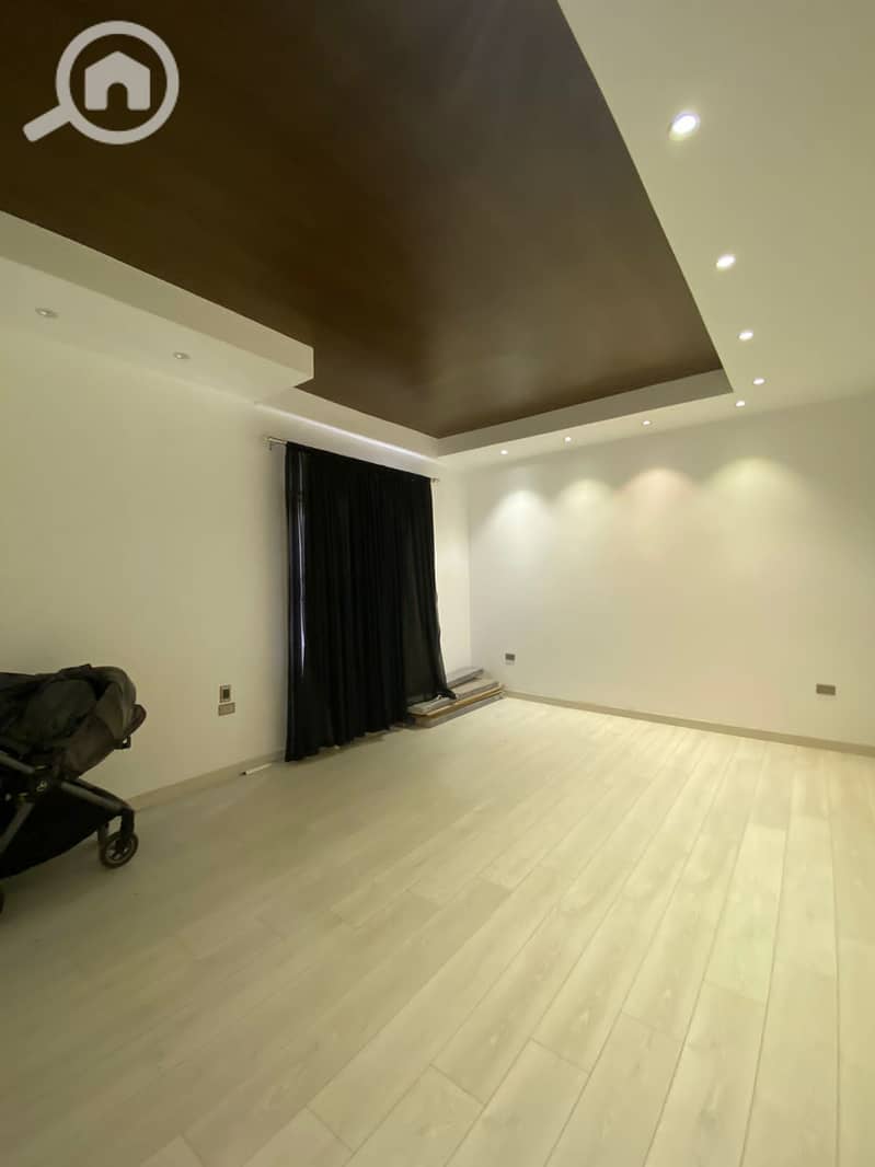 6 78f8aa5e-65fe-462a-b9be-d043fef79b31. jpg