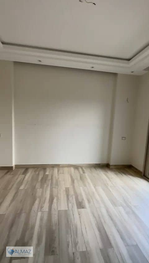 10 WhatsApp Image 2025-11-15 at 4.28. 45 PM (4). jpeg