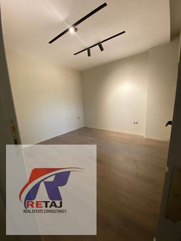 5 b1eea7c2-6425-4c1e-b728-fe0bf697d92a. jpg