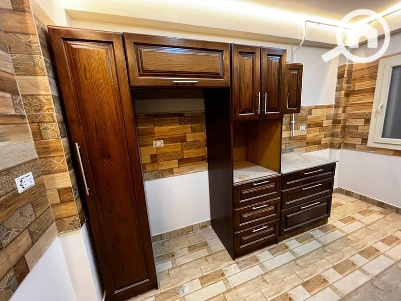 4 9a360cc2-41fc-4104-abe9-657aacb3b0fe. jpg