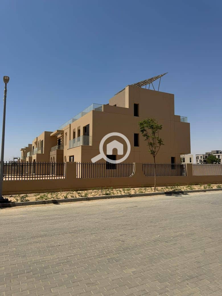 7 fe51d8e1-27ff-40ba-8e7d-ba4c24b22b69. jpg