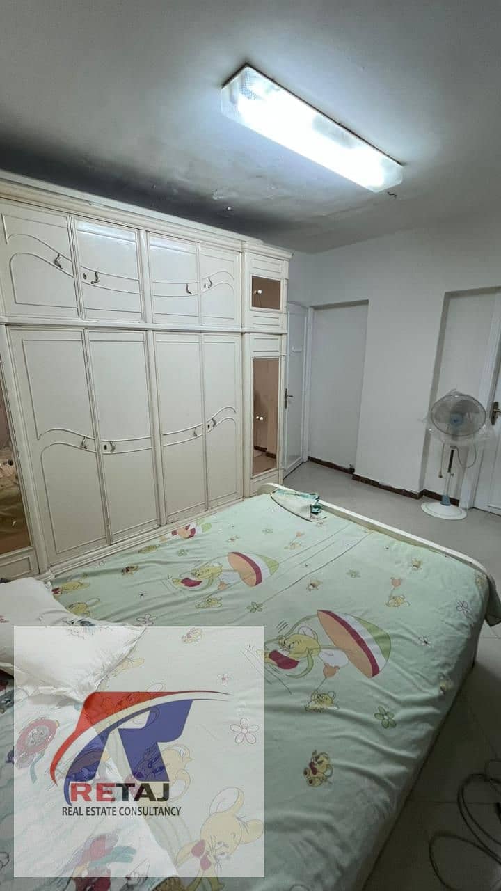 2 4faebc2e-4ed8-435f-8e1b-169f49c4e105. jpg