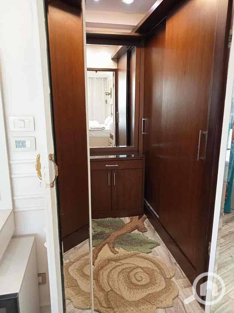 16 1a253411-b773-4390-b9d6-fafc0228649b. jpg