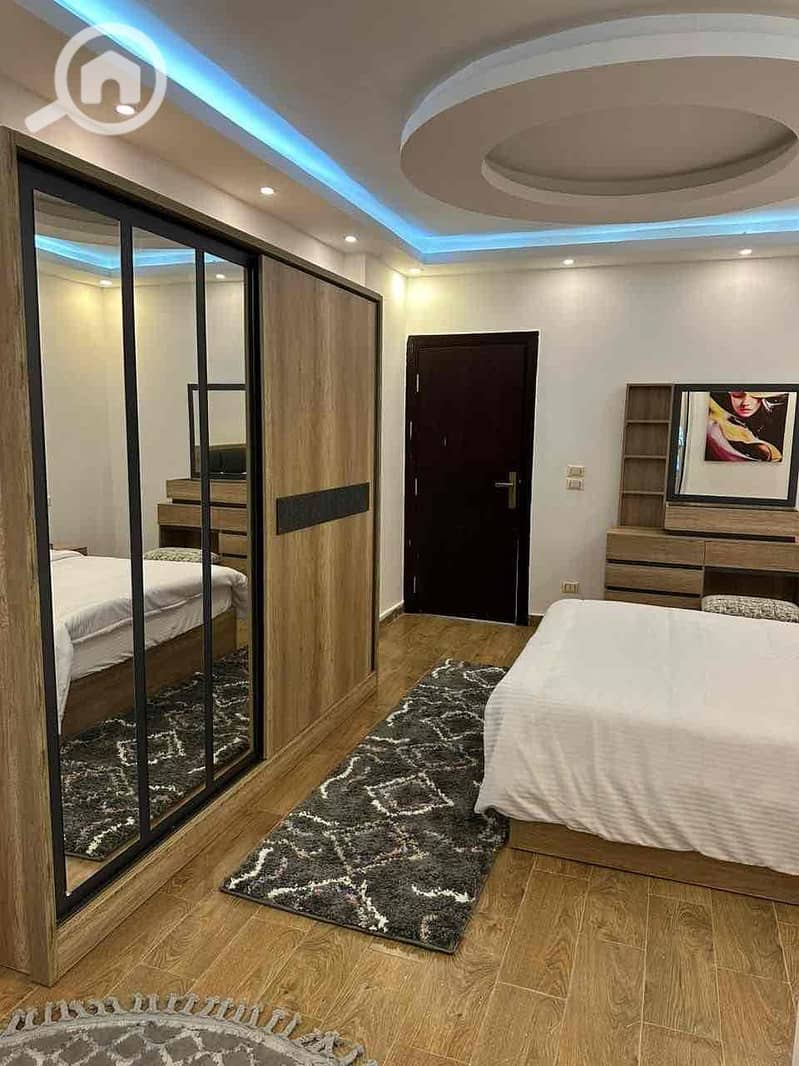 17 9021e533-66fd-40c8-8a66-9c77d327cebb. jpg