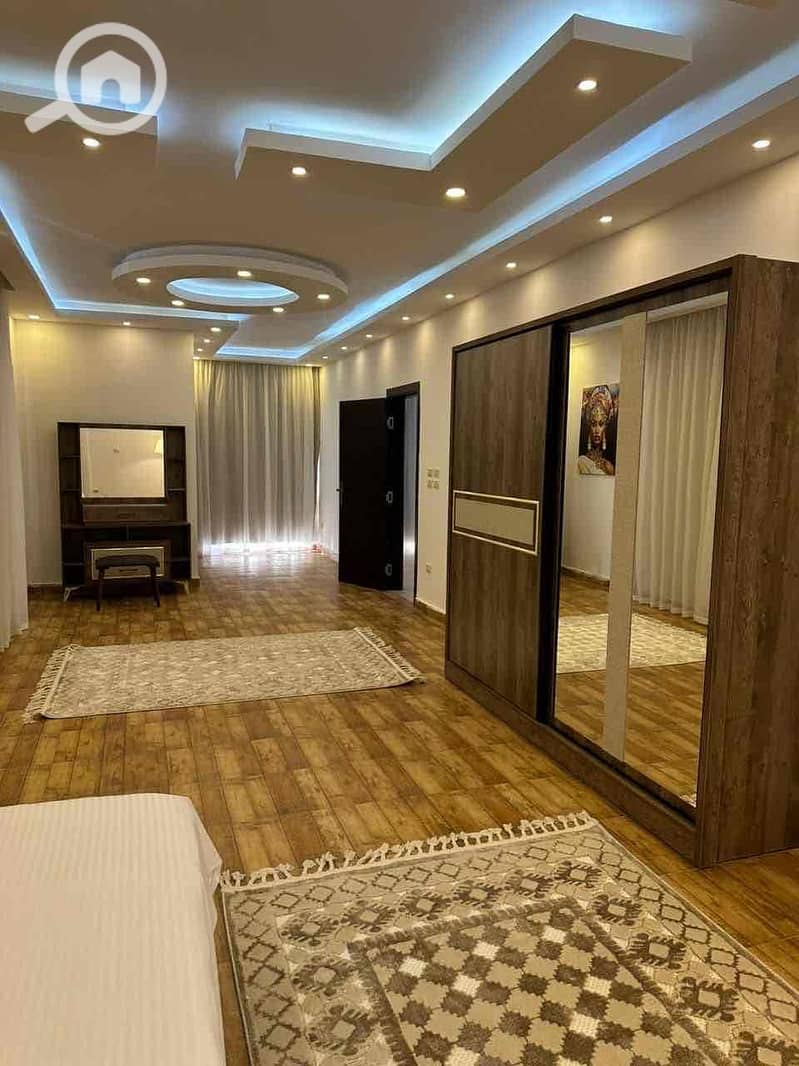 22 f1acc424-90c5-45a4-9203-326f1a6d4af8. jpg