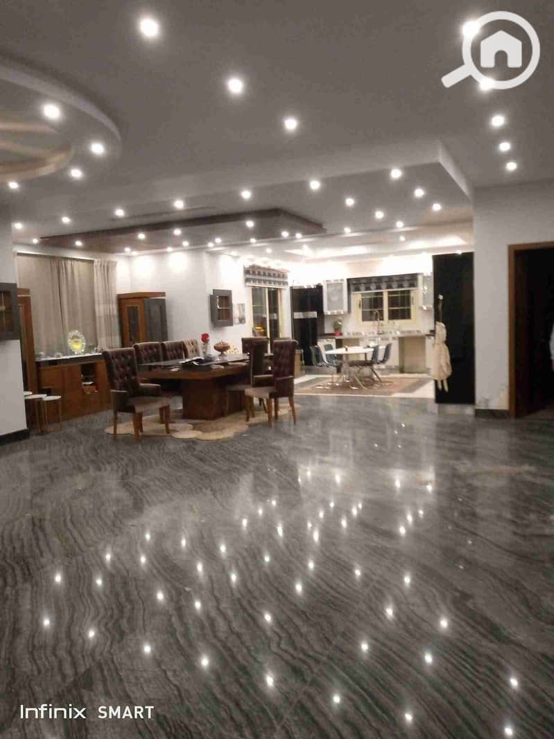 2 FB_IMG_1763217425533. jpg