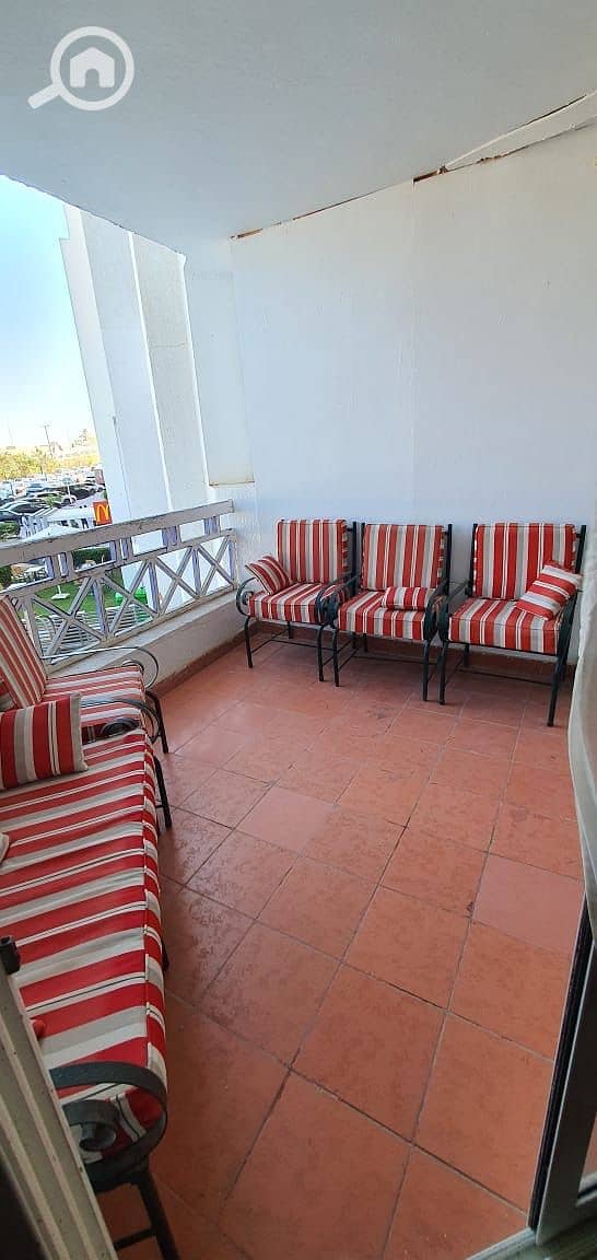 10 8cda435c-3754-4684-94f1-4dbb97e6275f. jpeg