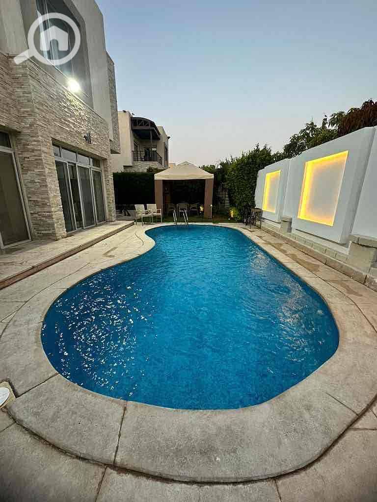 2 0fd6c7e0-c3ee-4627-9f46-3c00f17b1517. jpg