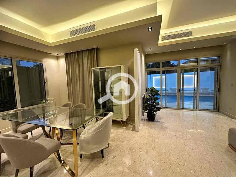 5 d81326ed-946c-4c51-b044-2946b86f61ce. jpg