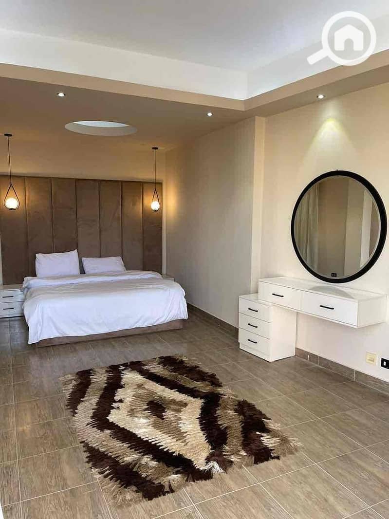 24 6c182bb1-923e-4131-8fb5-5161ec74a853. jpg