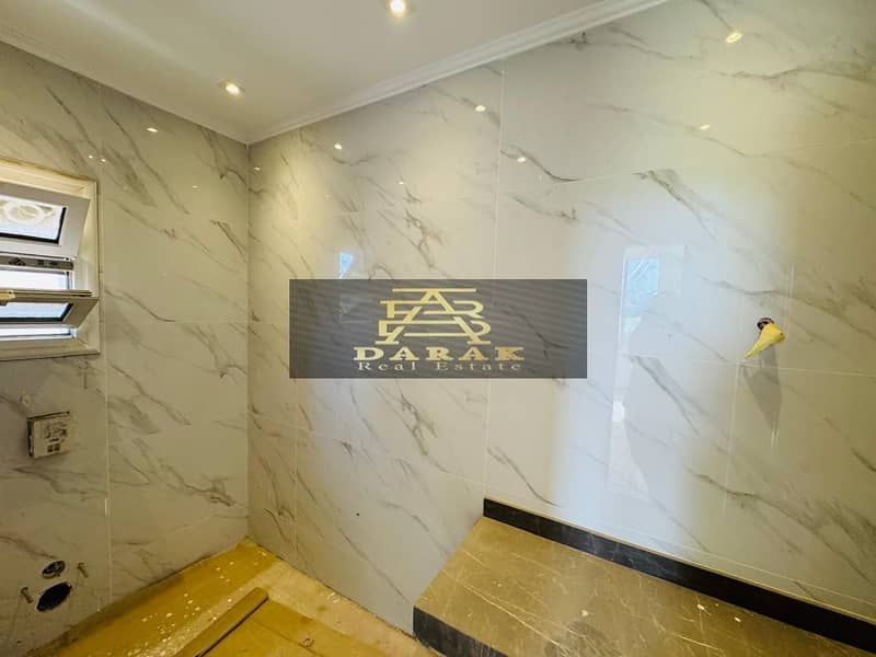 10 WhatsApp Image 2025-10-15 at 15.42. 32_f067d0e2. jpg