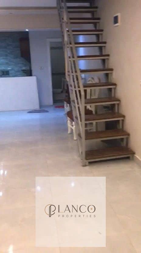 12 acee0bce-6d1d-450b-8c79-c8d4ee43d26d. jpg